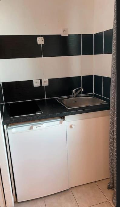 Charmant Studio De 23M2 Avignon Eksteriør bilde